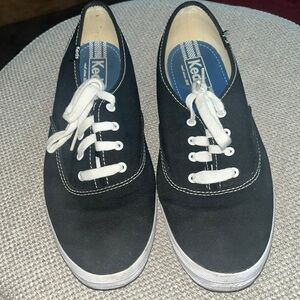 Keds- Navy Blue Women’s Sneakers (US 8.5) (Slightly worn)